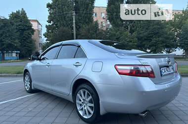 Седан Toyota Camry 2006 в Черкассах