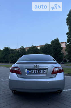 Седан Toyota Camry 2006 в Черкассах