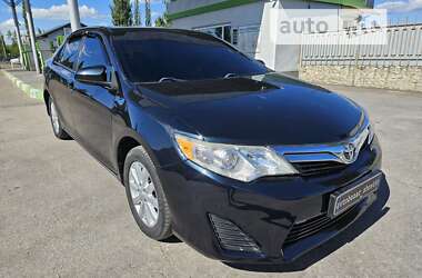 Toyota Camry 2014