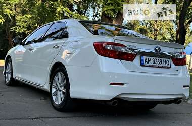 Седан Toyota Camry 2012 в Кам'янському