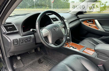 Седан Toyota Camry 2008 в Черкасах