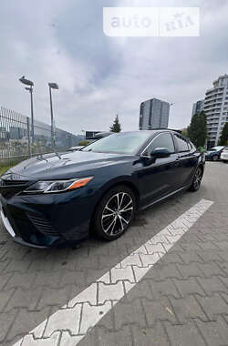 Toyota Camry 2018