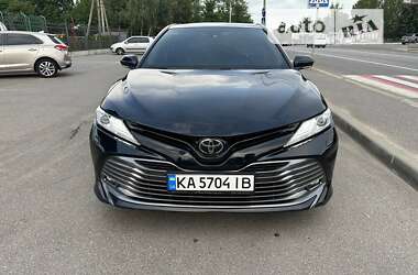 Toyota Camry 2018