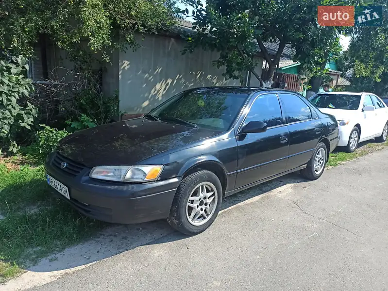 Toyota Camry 1998