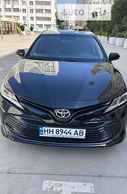 Седан Toyota Camry 2019 в Одесі
