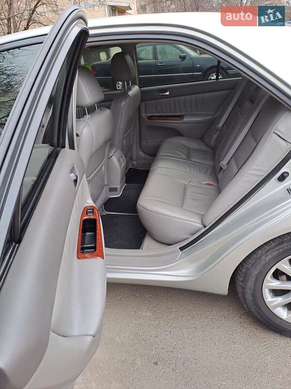 Седан Toyota Camry 2005 в Одессе