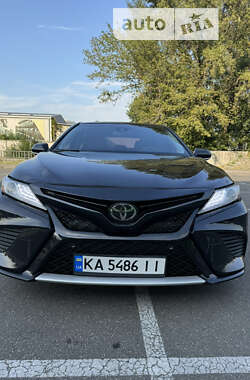 Toyota Camry 2017