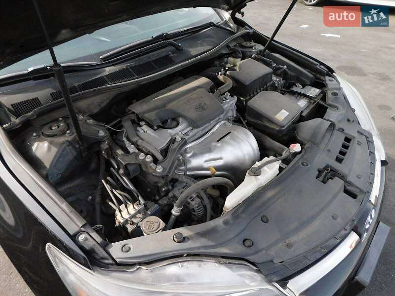 Седан Toyota Camry 2015 в Хмільнику