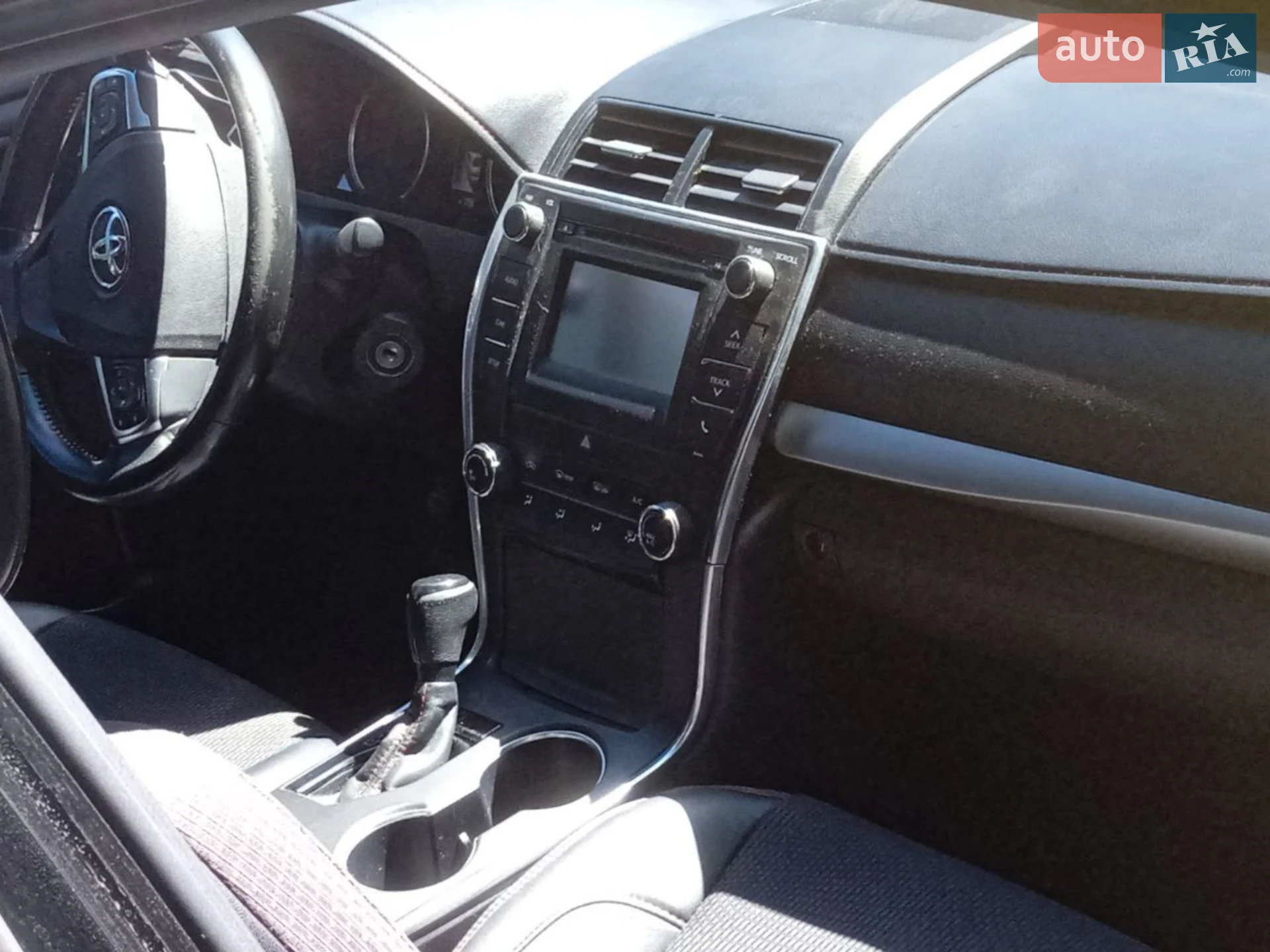 2015 Toyota Camry - мініатюра 28