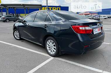 Седан Toyota Camry 2012 в Виннице