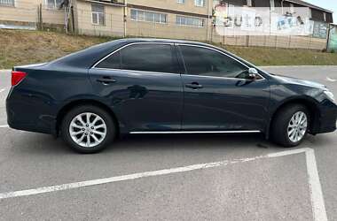 Седан Toyota Camry 2012 в Виннице