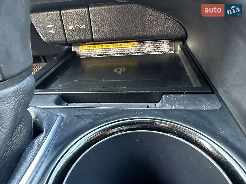 Седан Toyota Camry 2019 в Одесі