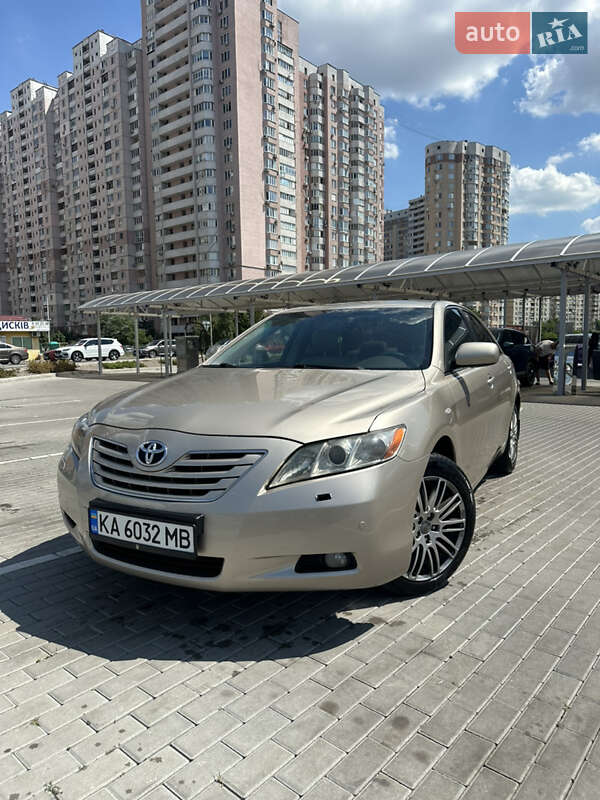 Toyota Camry 2006