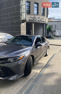 Toyota Camry 2017