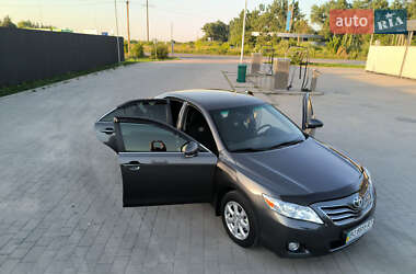 Toyota Camry 2011