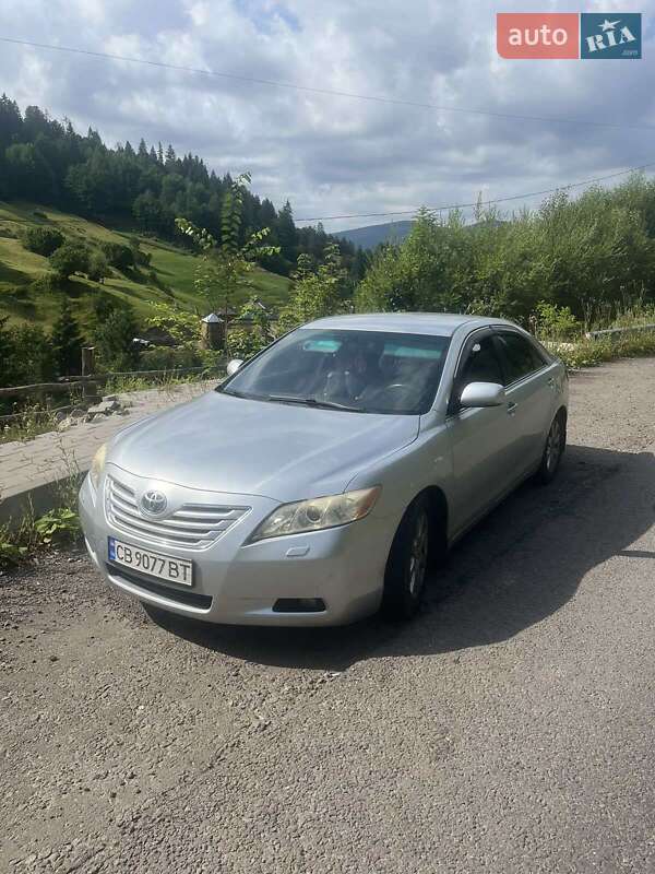 Седан Toyota Camry 2007 в Прилуках