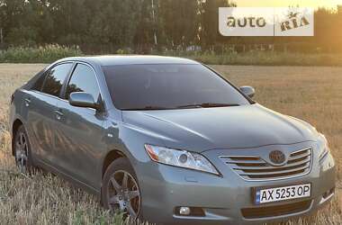 Седан Toyota Camry 2007 в Краснограді