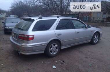 Седан Toyota Camry 1998 в Одессе