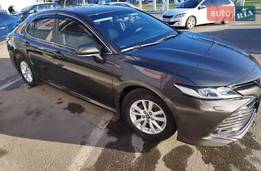 Седан Toyota Camry 2018 в 