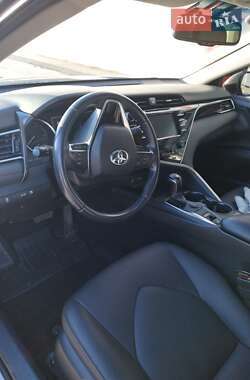Седан Toyota Camry 2018 в 