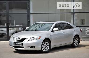 Седан Toyota Camry 2006 в Харькове