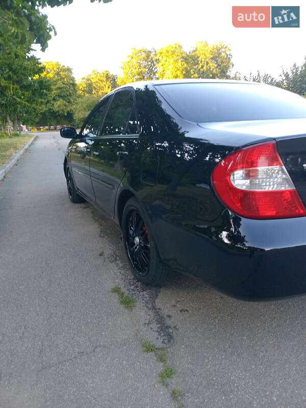 Седан Toyota Camry 2002 в Умани