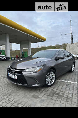 Toyota Camry 2015