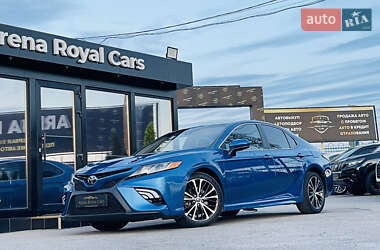 Toyota Camry 2017