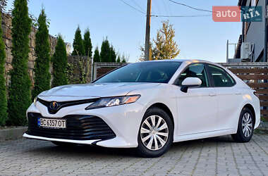 Toyota Camry 2018