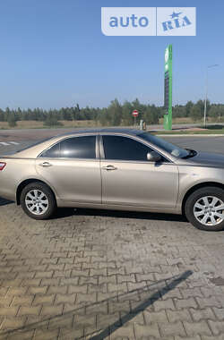 Седан Toyota Camry 2007 в Вараше