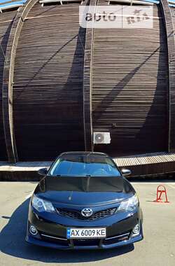 Седан Toyota Camry 2014 в Одесі