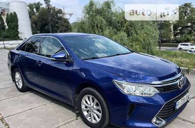 Toyota Camry 2016