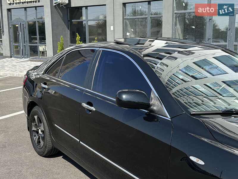Седан Toyota Camry 2007 в Чернігові