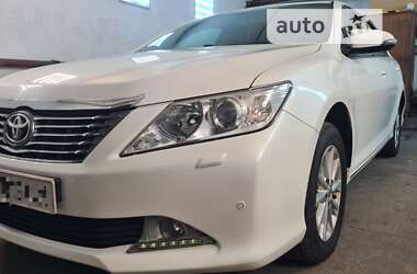 Седан Toyota Camry 2012 в Киеве