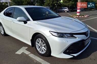 Седан Toyota Camry 2018 в Одессе