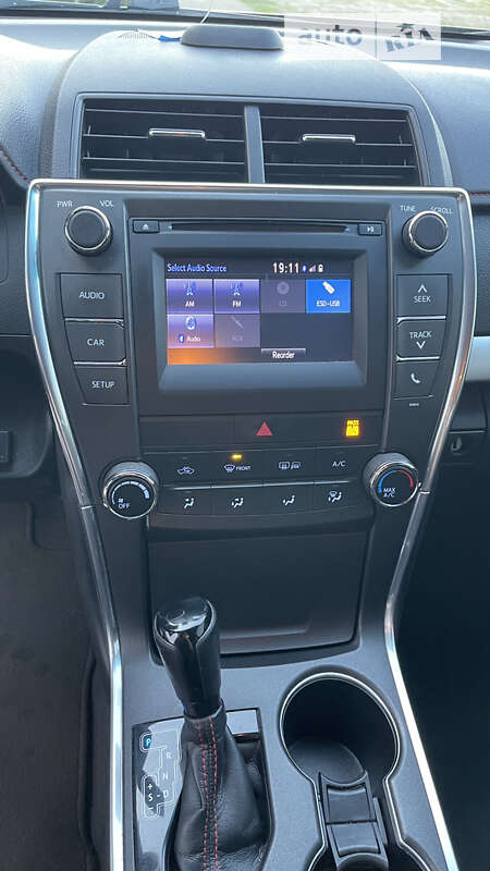 Седан Toyota Camry 2017 в Переяславі