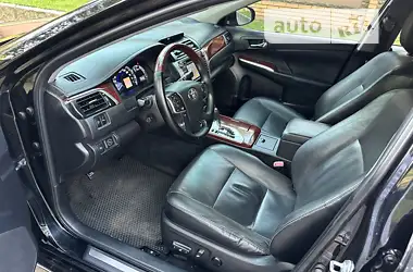 Toyota Camry 2012