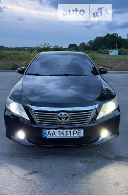 Седан Toyota Camry 2012 в Житомирі