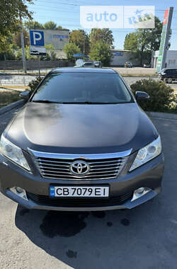 Седан Toyota Camry 2012 в Чернігові