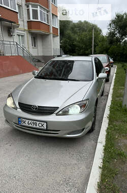 Седан Toyota Camry 2001 в Хмельницькому