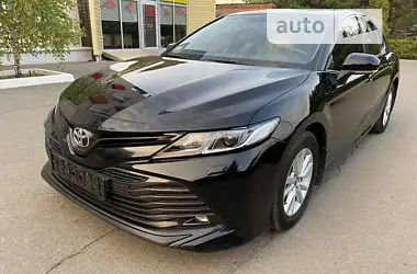 Toyota Camry 2018