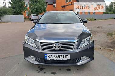 Седан Toyota Camry 2011 в Бобровице