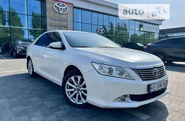 Седан Toyota Camry 2012 в Дніпрі