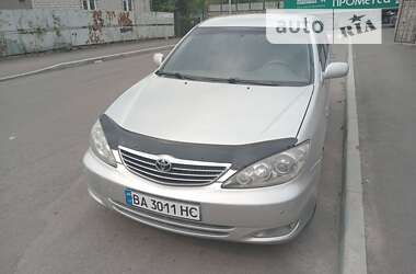 Седан Toyota Camry 2004 в Первомайську