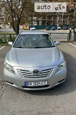 Седан Toyota Camry 2007 в Николаеве