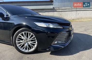 Седан Toyota Camry 2020 в Києві