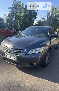 Седан Toyota Camry 2006 в Києві