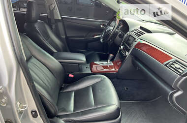 Седан Toyota Camry 2011 в Хмельницком