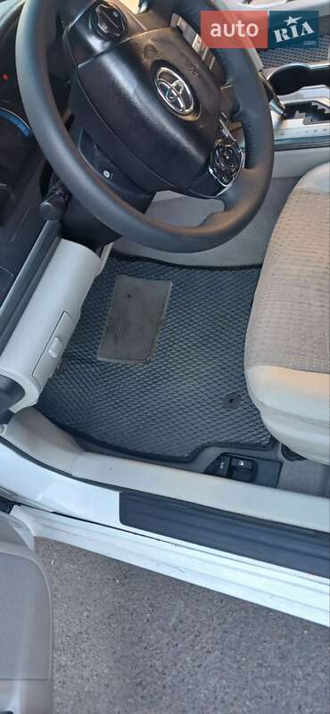 Седан Toyota Camry 2013 в Киеве фото 8 Седан Toyota Camry 2013 в Киеве
