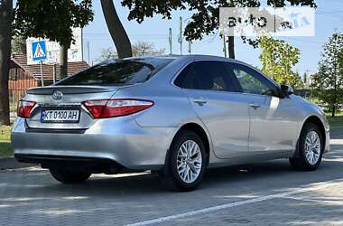 Седан Toyota Camry 2016 в Ивано-Франковске